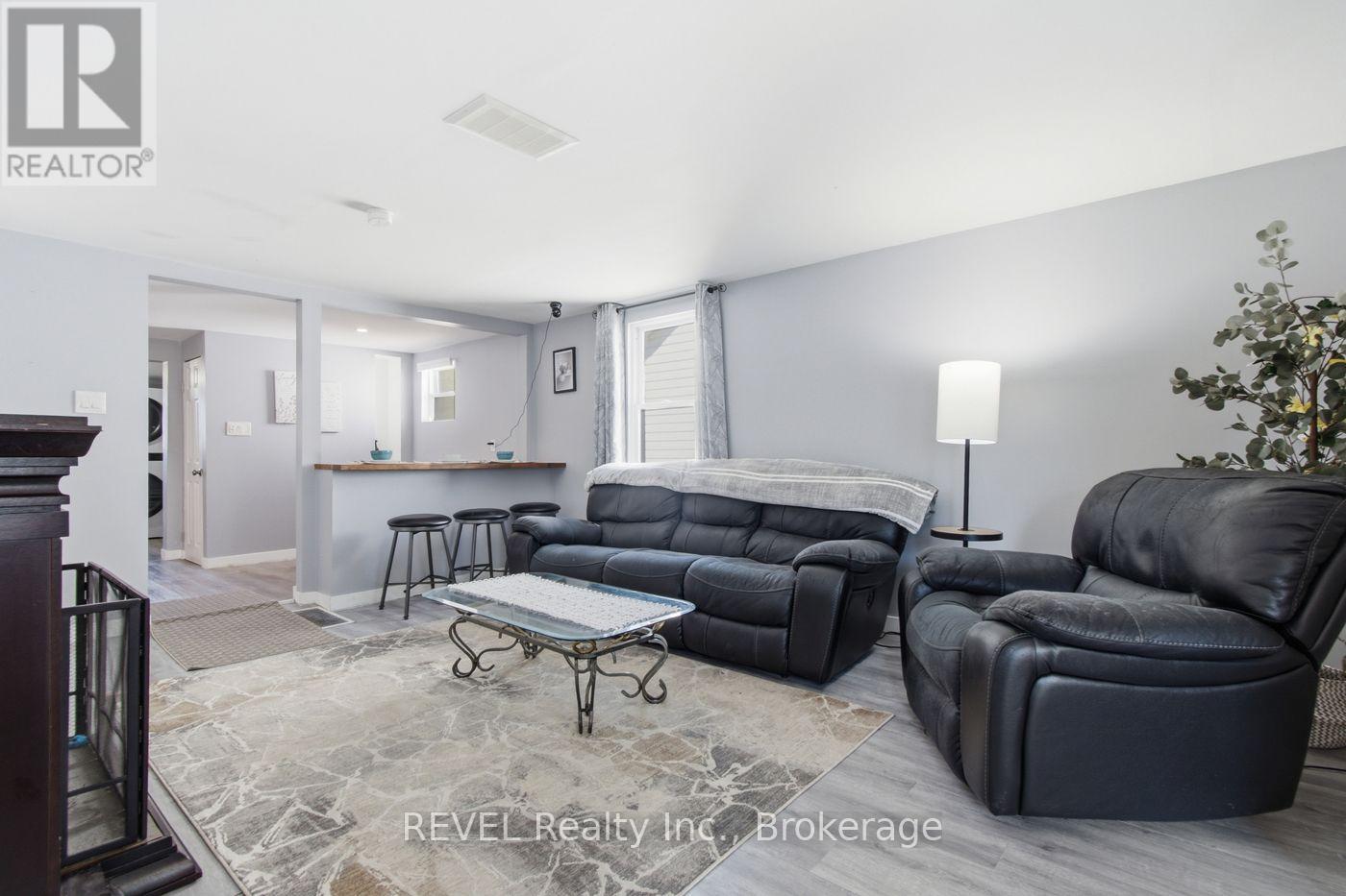 149 KNOLL STREET - 2