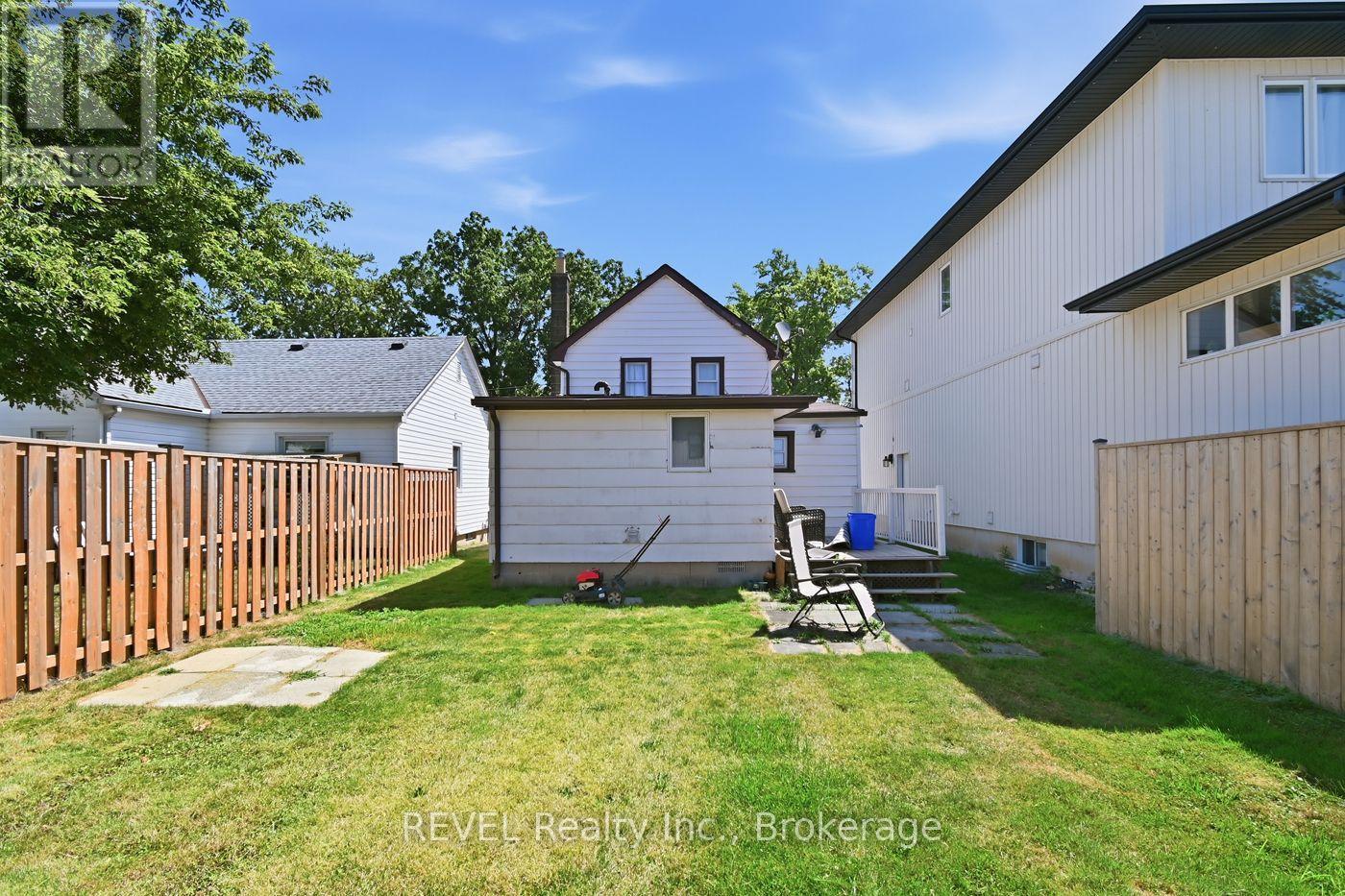 149 KNOLL STREET - Image 27