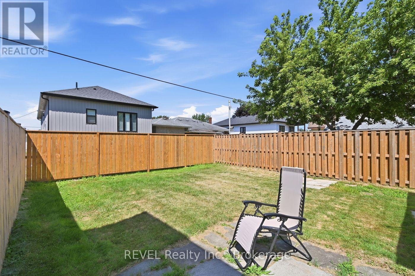 149 KNOLL STREET - Image 28