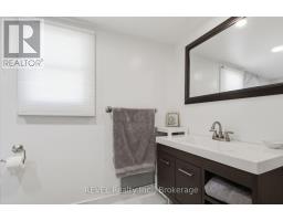 149 Knoll Street, Port Colborne, ON L3K5B2 Photo 16