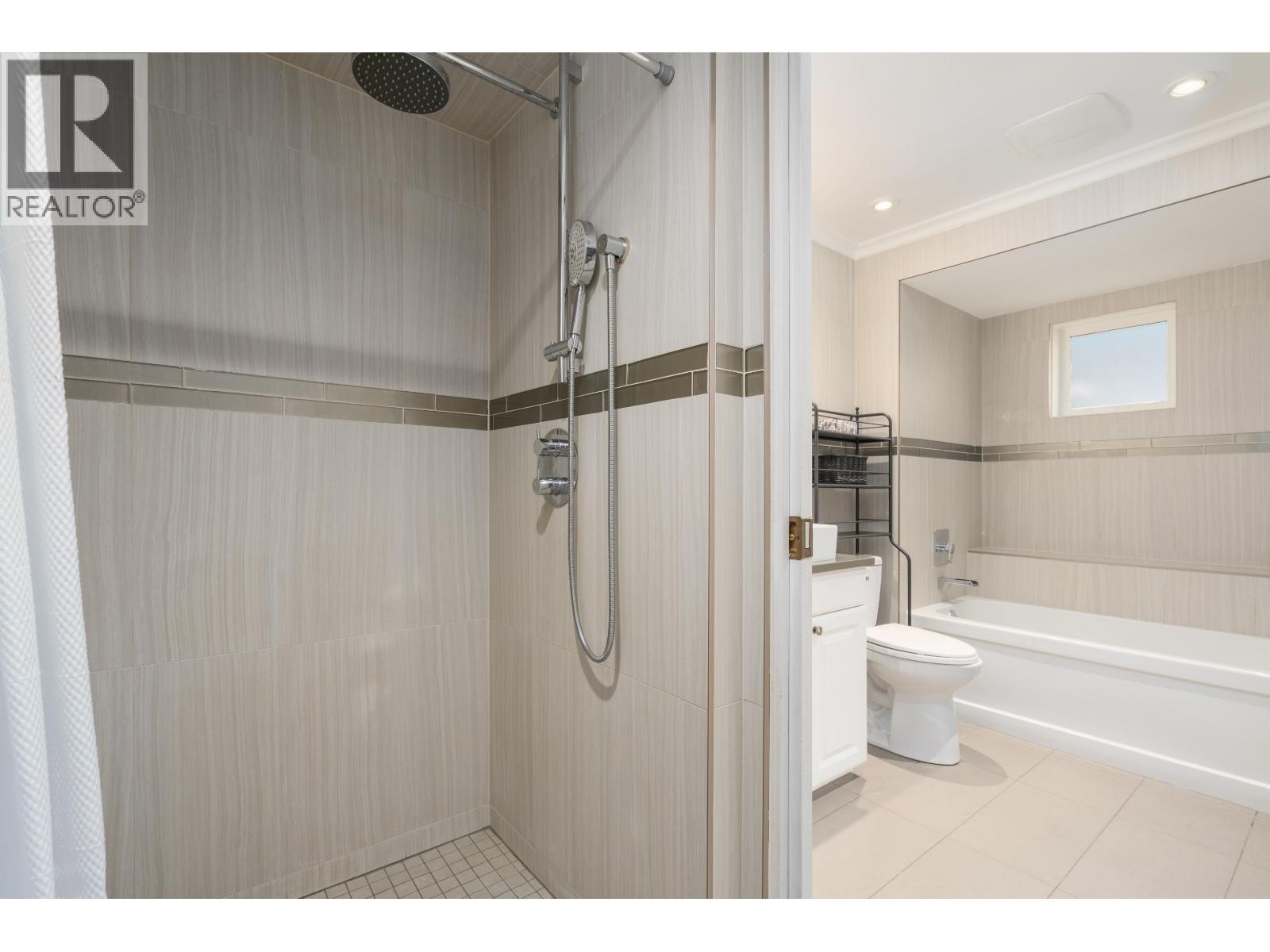 2 Bed, 2 Bath House for Sale in Vancouver – 3085 MAPLE STREET, Vancouver – MLS# R3152023 - Image 21