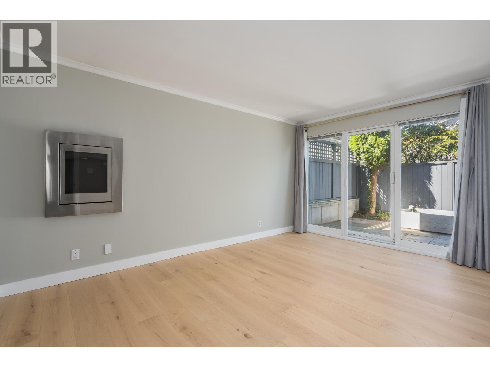 2 Bed, 2 Bath House for Sale in Vancouver – 3085 MAPLE STREET, Vancouver – MLS# R3152023 - Image 25