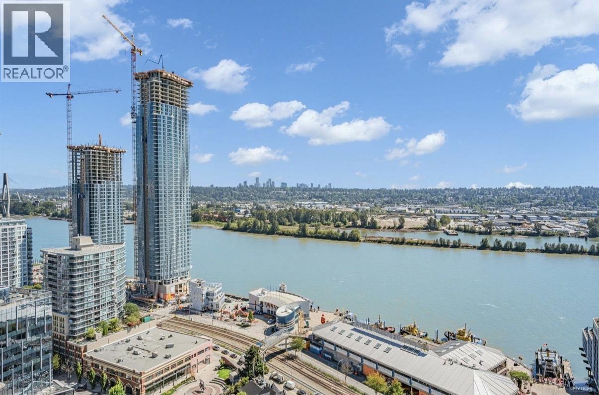 3303 892 CARNARVON STREET