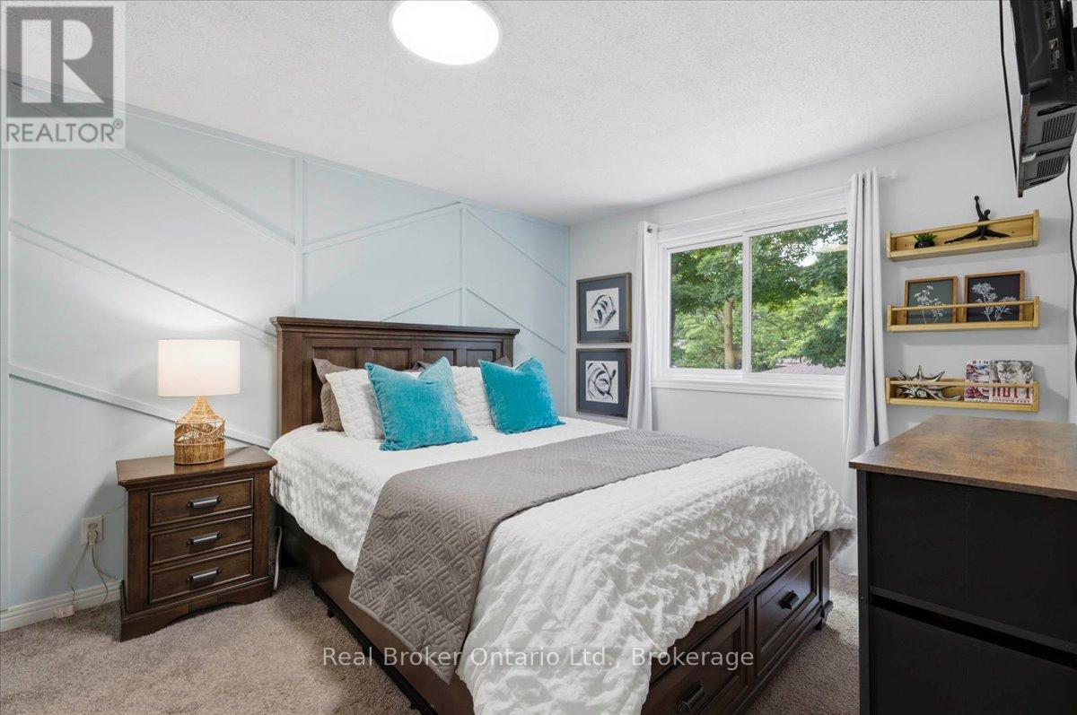 255 WEST ACRES DRIVE - Image 28