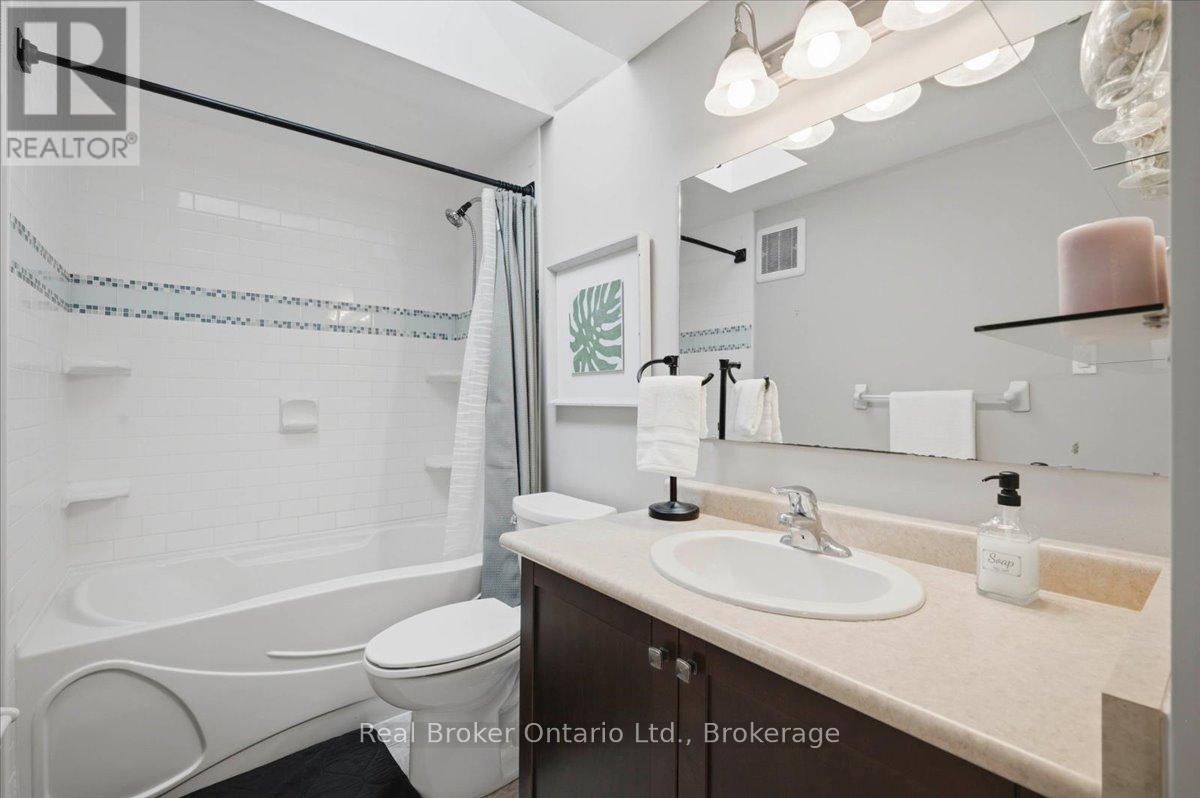 255 WEST ACRES DRIVE - Image 32