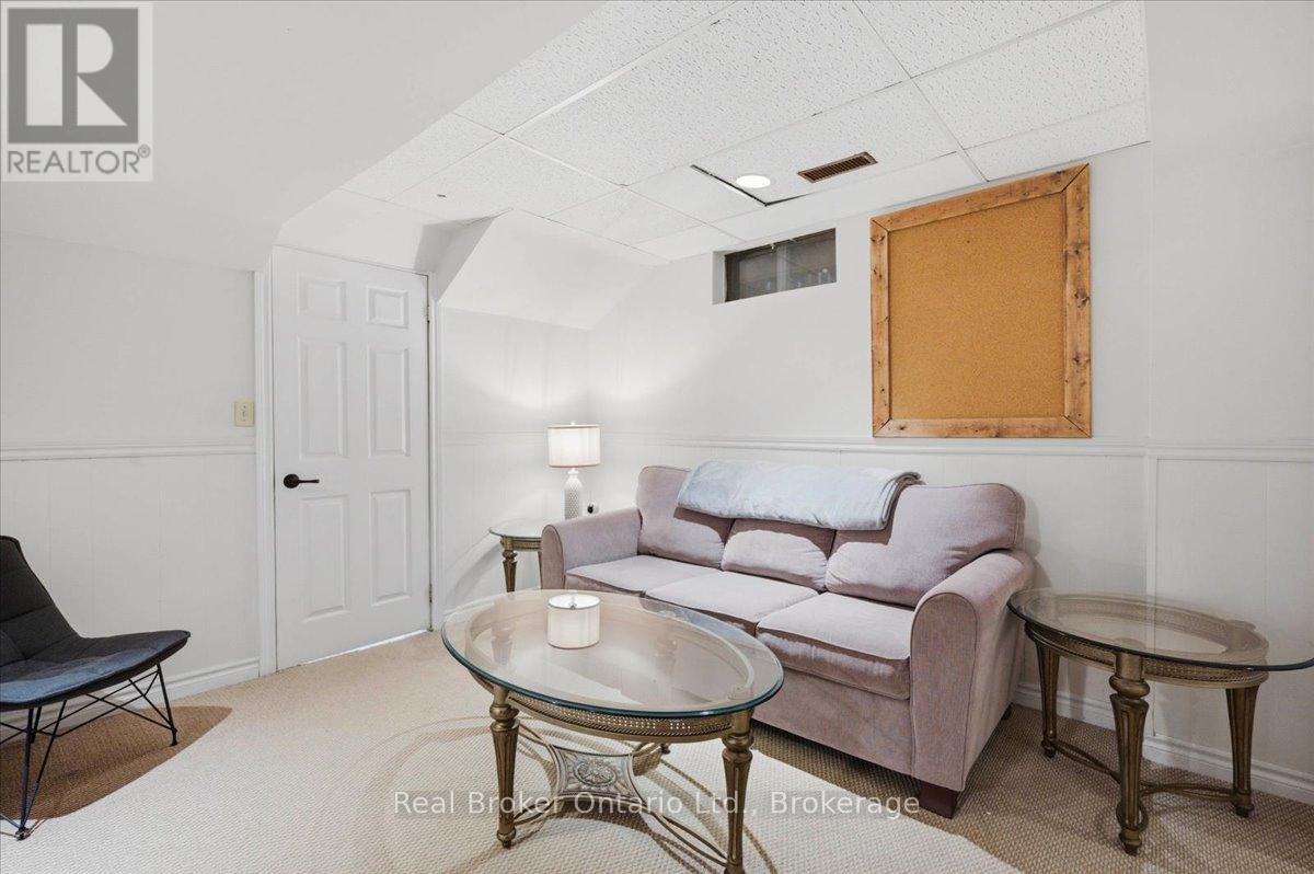 255 WEST ACRES DRIVE - Image 34