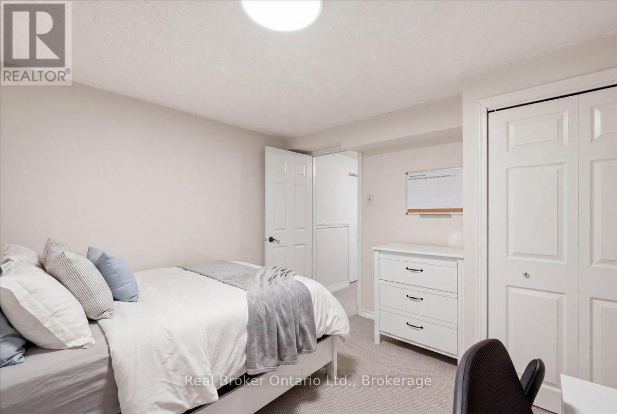 255 WEST ACRES DRIVE - Image 40