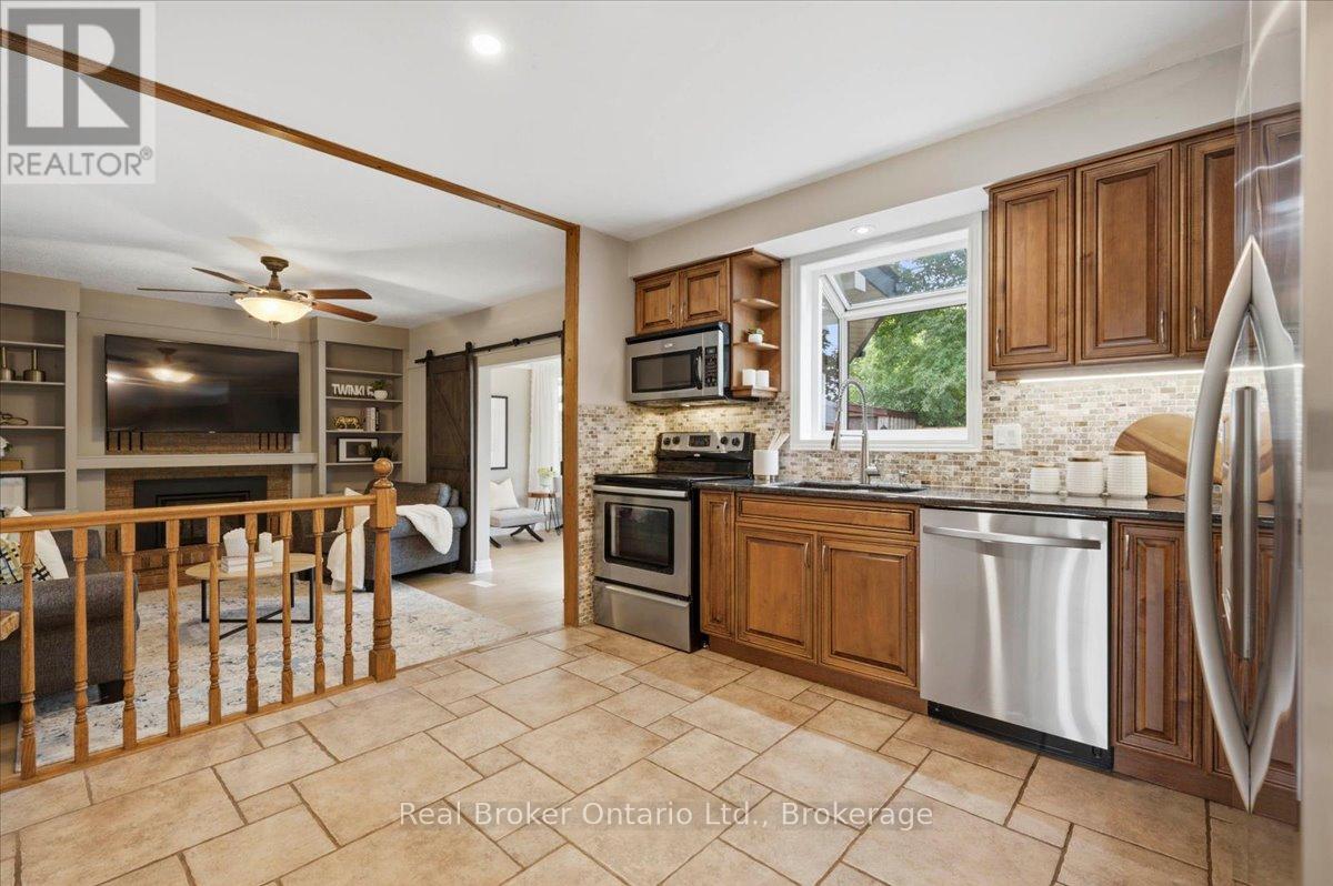 255 WEST ACRES DRIVE - Image 8