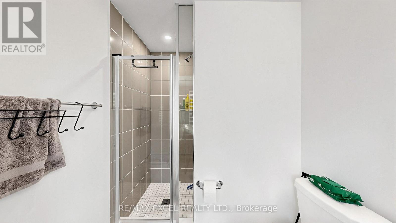 68A TISDALE AVENUE - 29