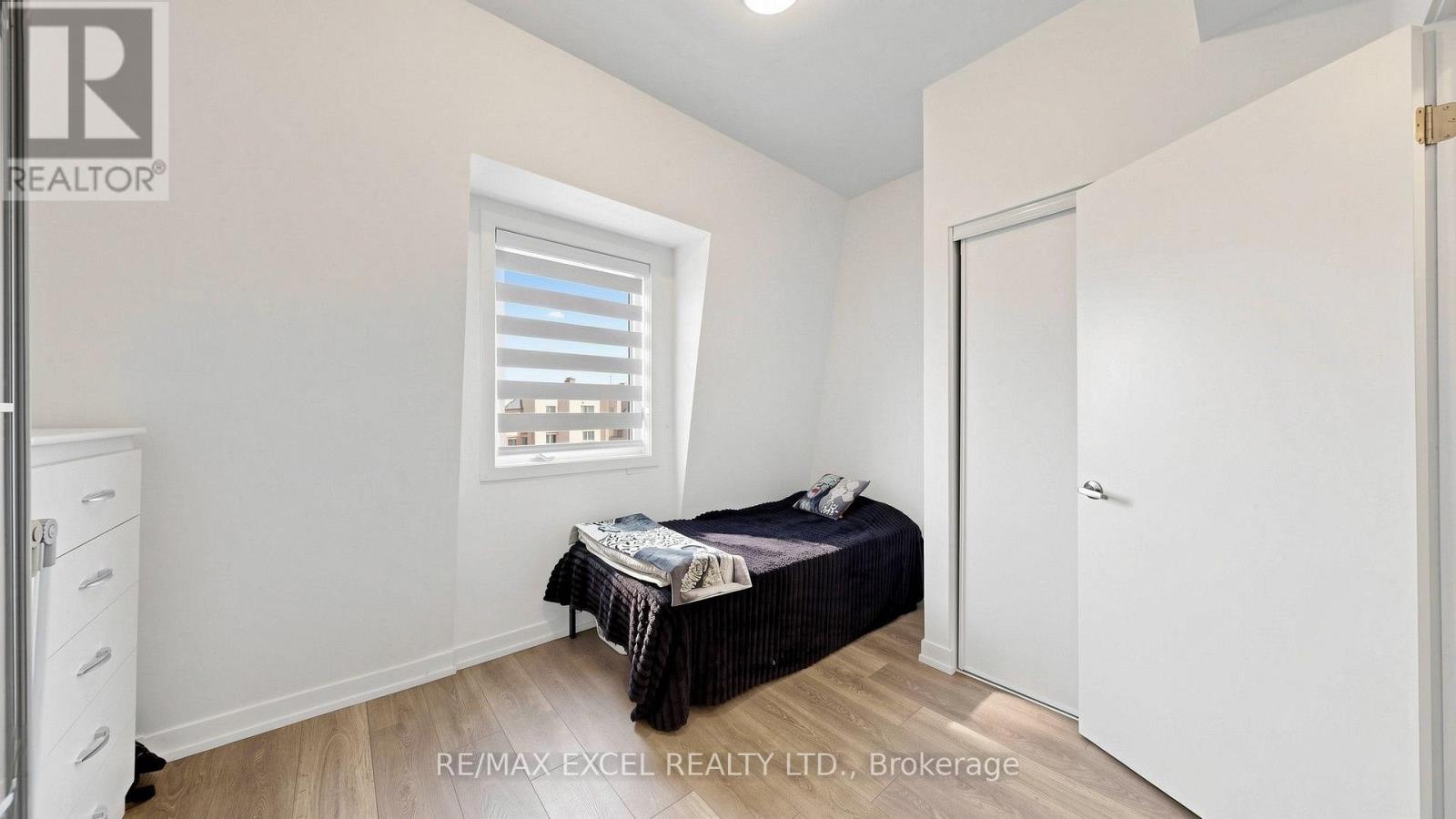 68A TISDALE AVENUE - 33