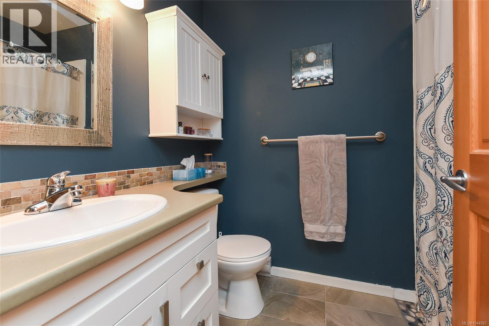 #114 2300 Mansfield Dr - 26