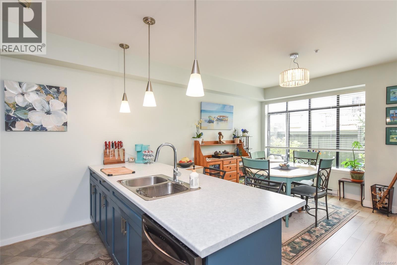 #114 2300 Mansfield Dr - Image 18