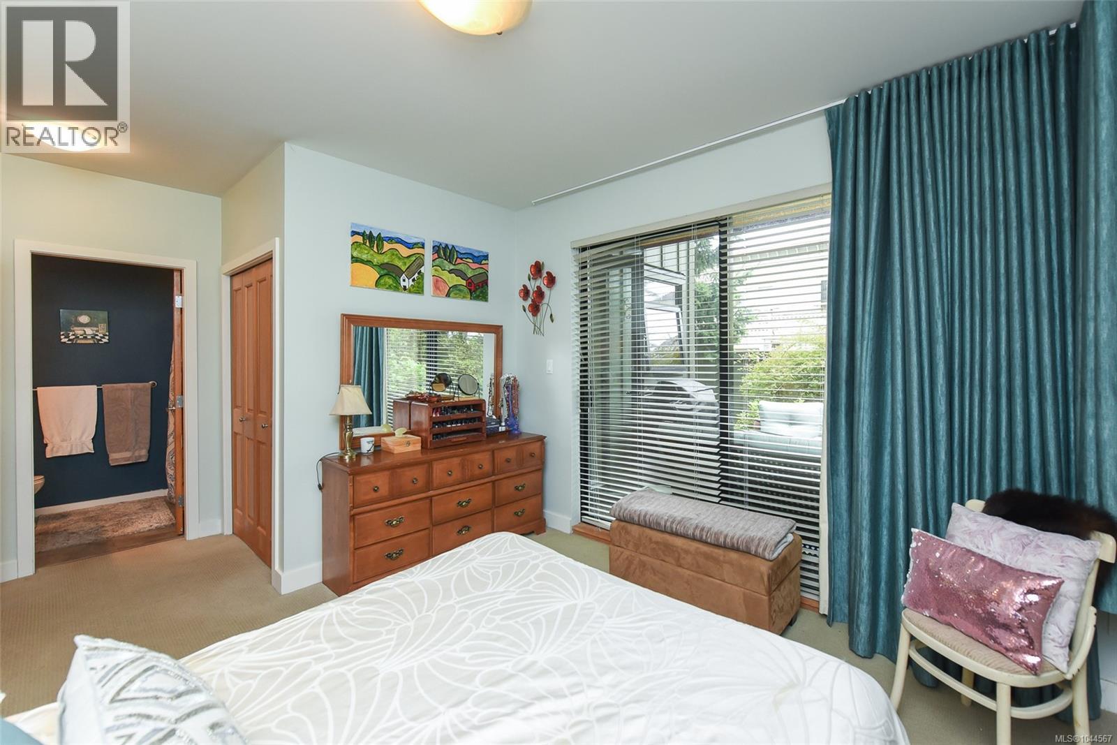 #114 2300 Mansfield Dr - 25