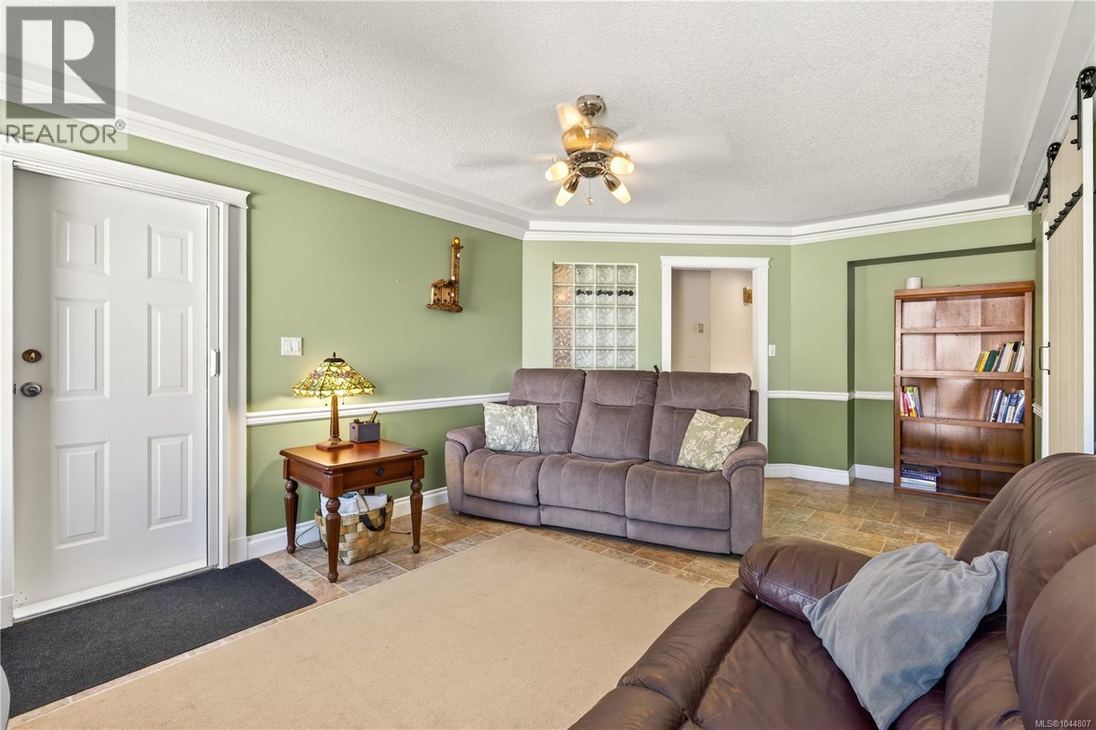 5771 Malibu Terr - Image 46