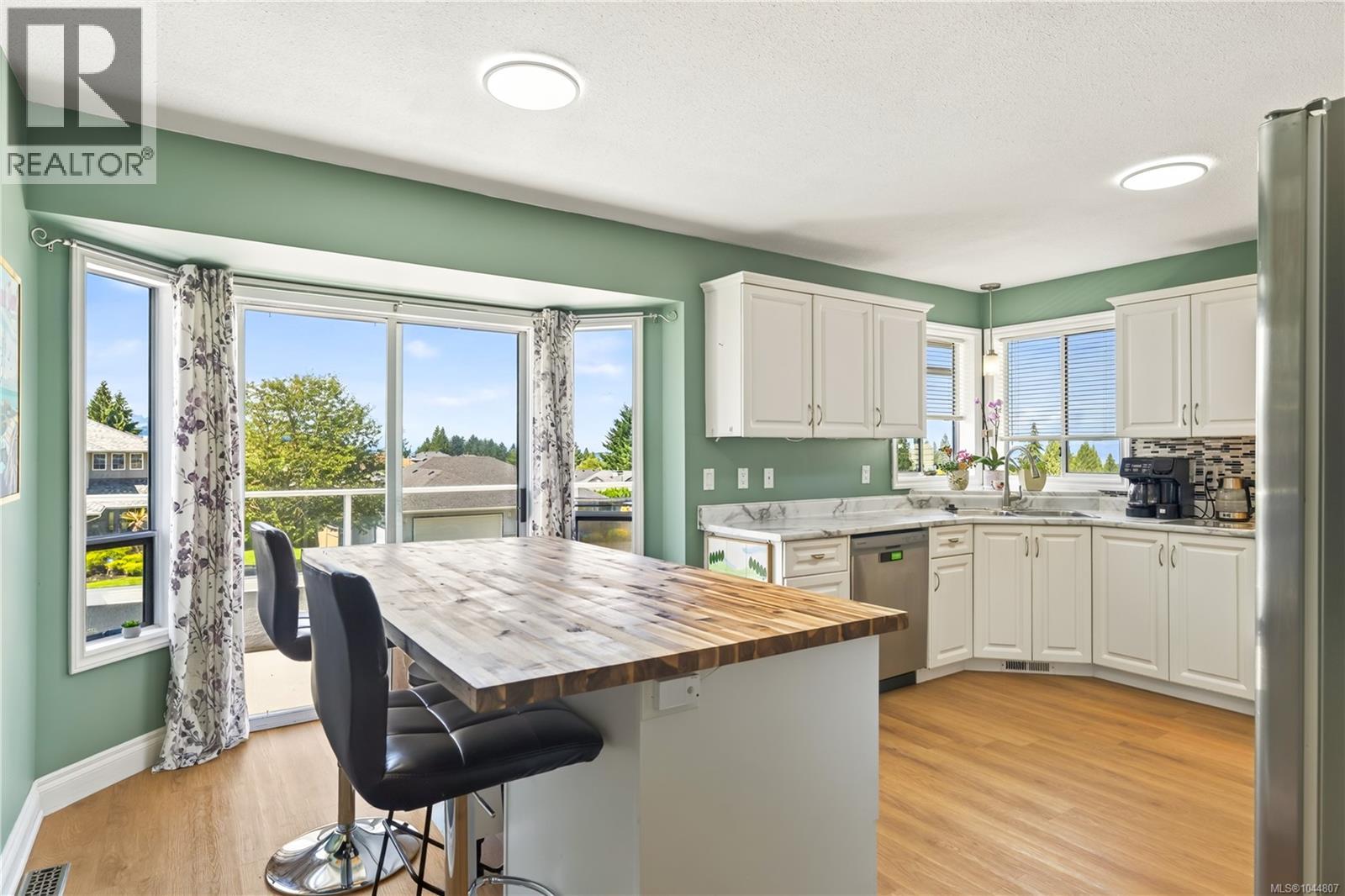 5771 Malibu Terr - Image 38