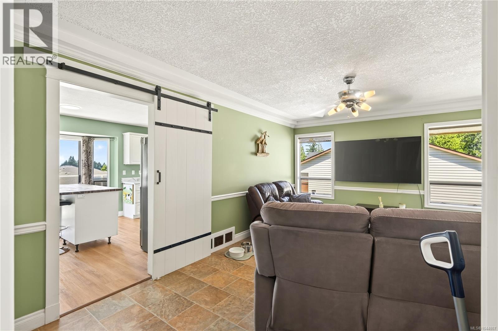 5771 Malibu Terr - Image 43