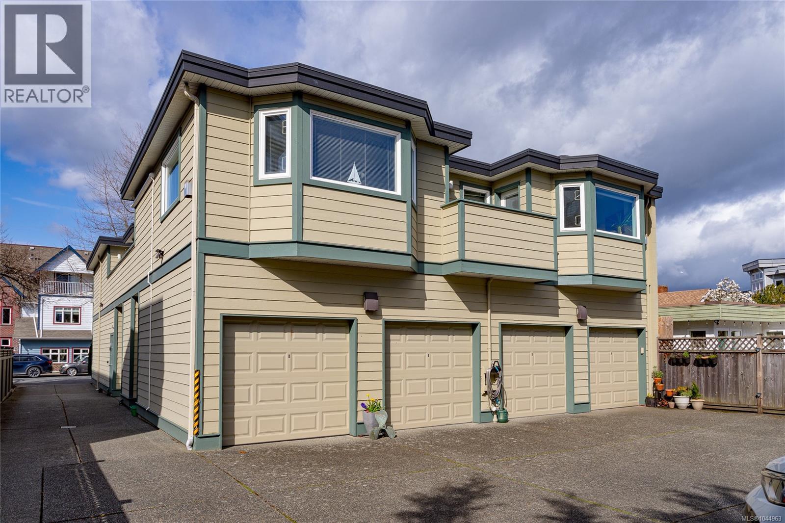 #204 9725 Fourth St - 2