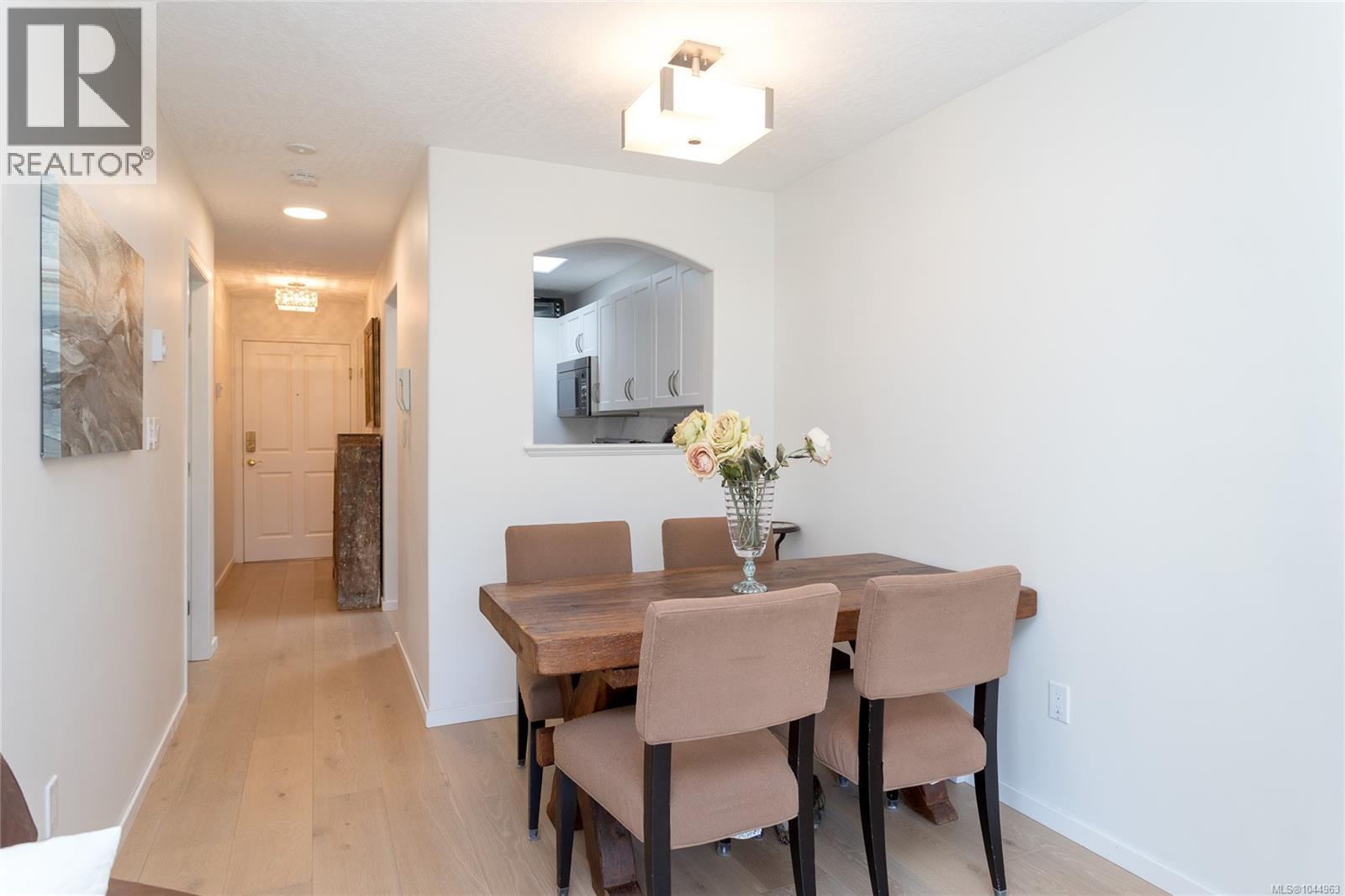 #204 9725 Fourth St - 7