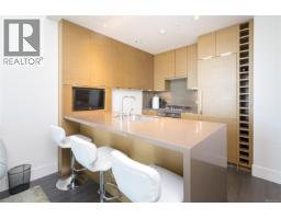 708 83 Saghalie Rd, Victoria, BC V9A0E7 Photo 8