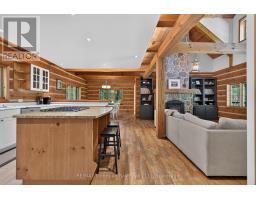 Family room - 19 Kingfisher Crescent, Tiny, ON L0L2J0 Photo 6