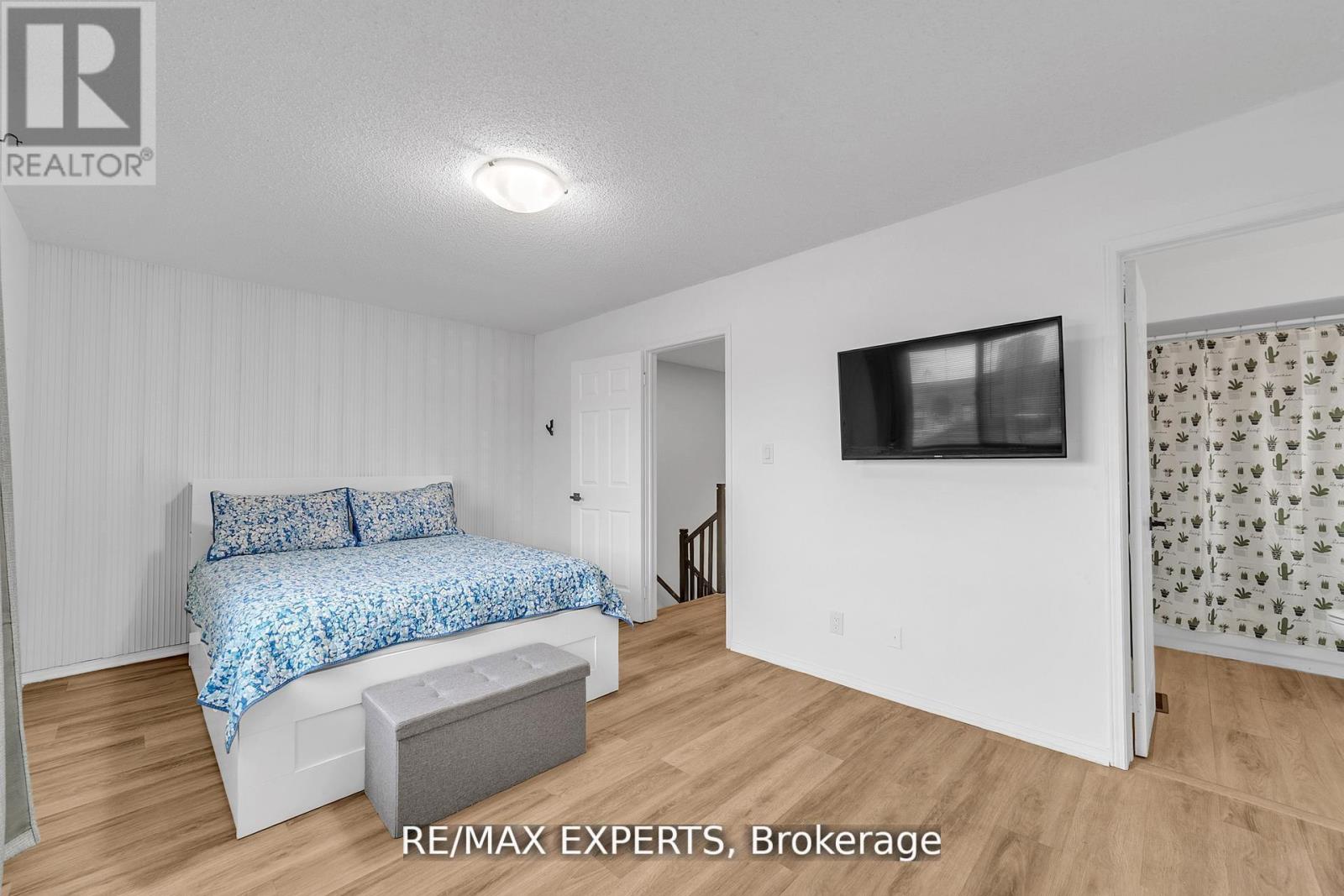 #87 35 MALTA AVENUE - 33