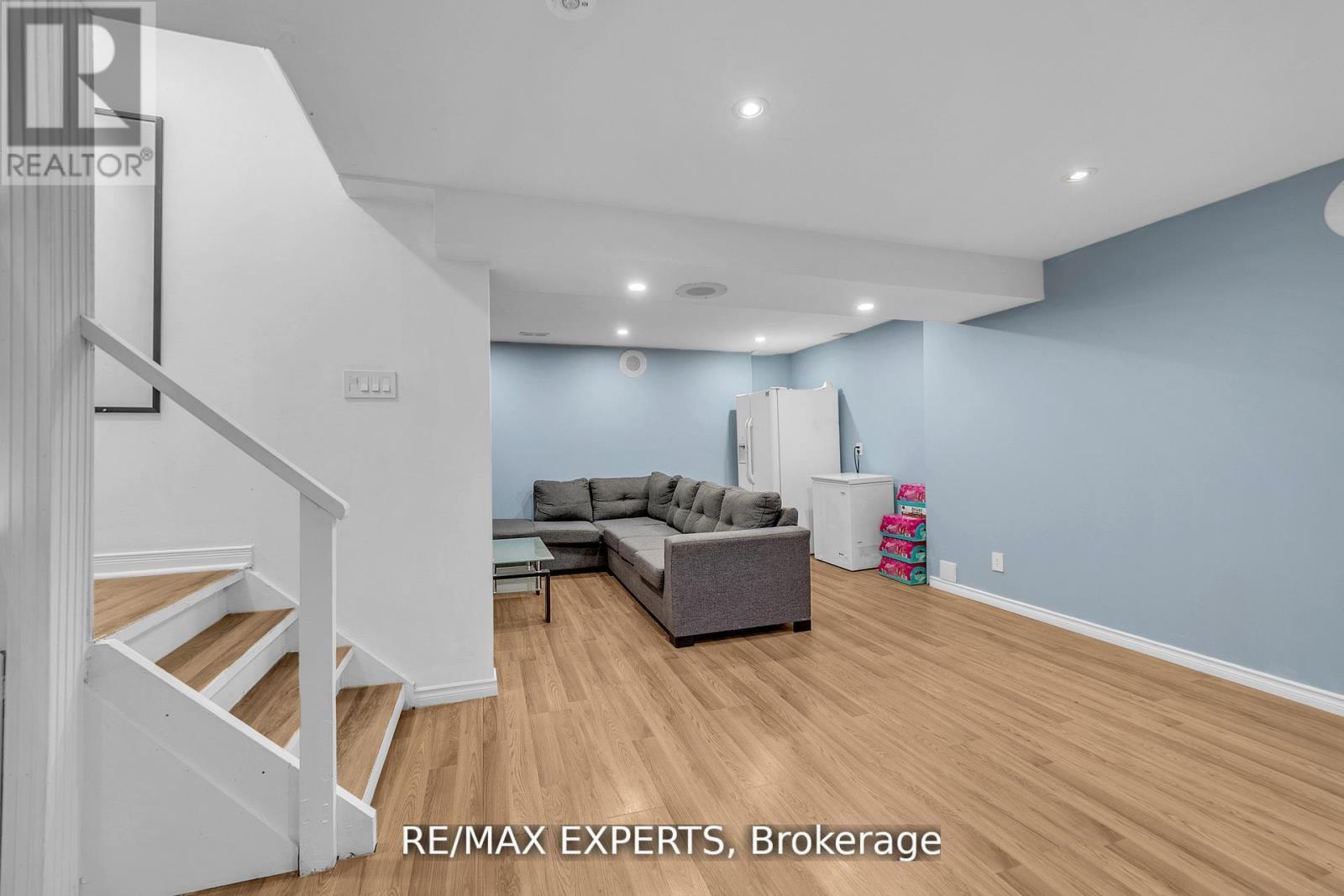 #87 35 MALTA AVENUE - 37