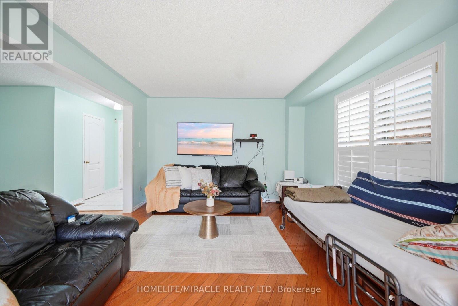 31 LARKSPUR ROAD - 6