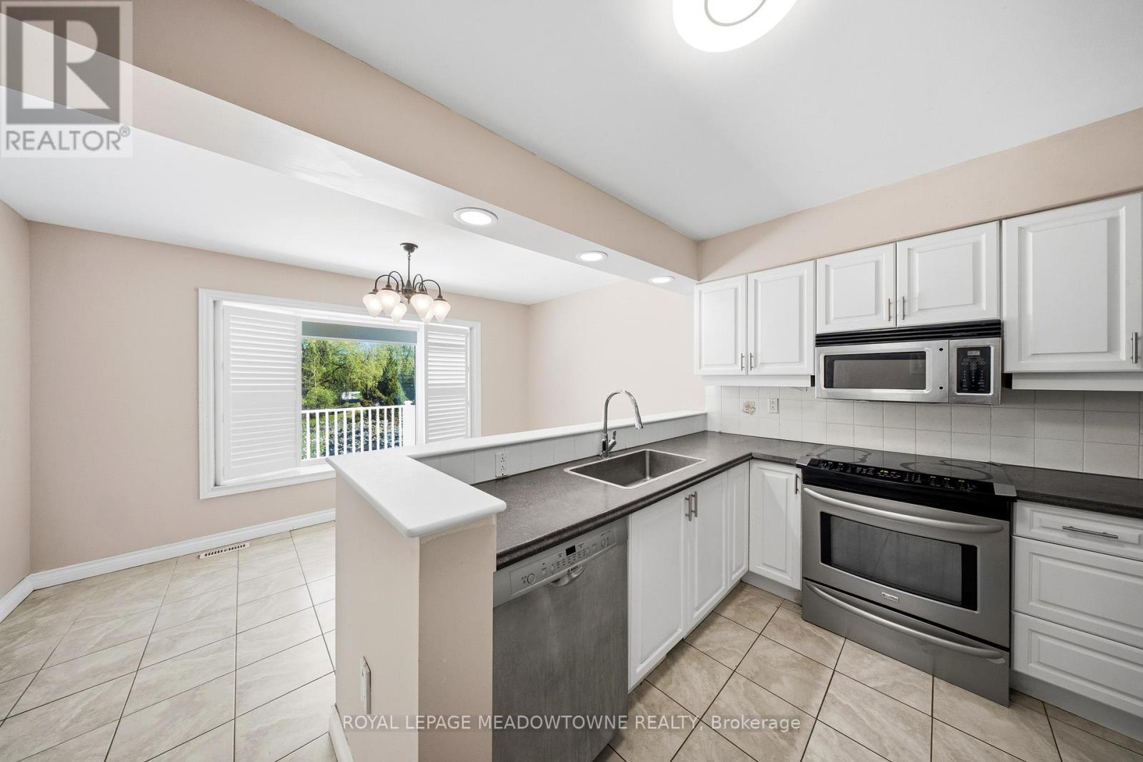 9078 WELLINGTON RD 124 - 19