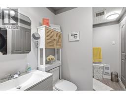 125A Main Street thumbnail 32