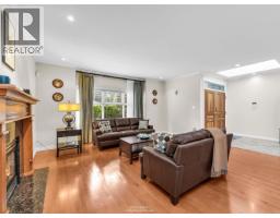 3538 Bluebonnet Road, North Vancouver, BC V7R4E1 Photo 10