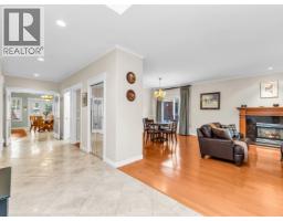 3538 Bluebonnet Road, North Vancouver, BC V7R4E1 Photo 8