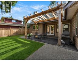3538 Bluebonnet Road, North Vancouver, BC V7R4E1 Photo 22