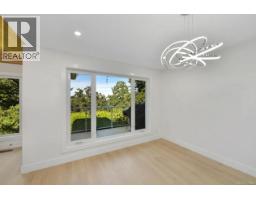 Balcony - 109 2829 Arbutus Rd, Saanich, BC V8N5X5 Photo 8