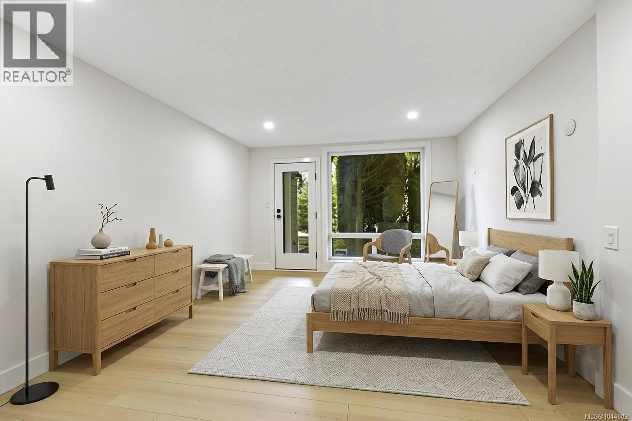 109 2829 Arbutus Road, Saanich