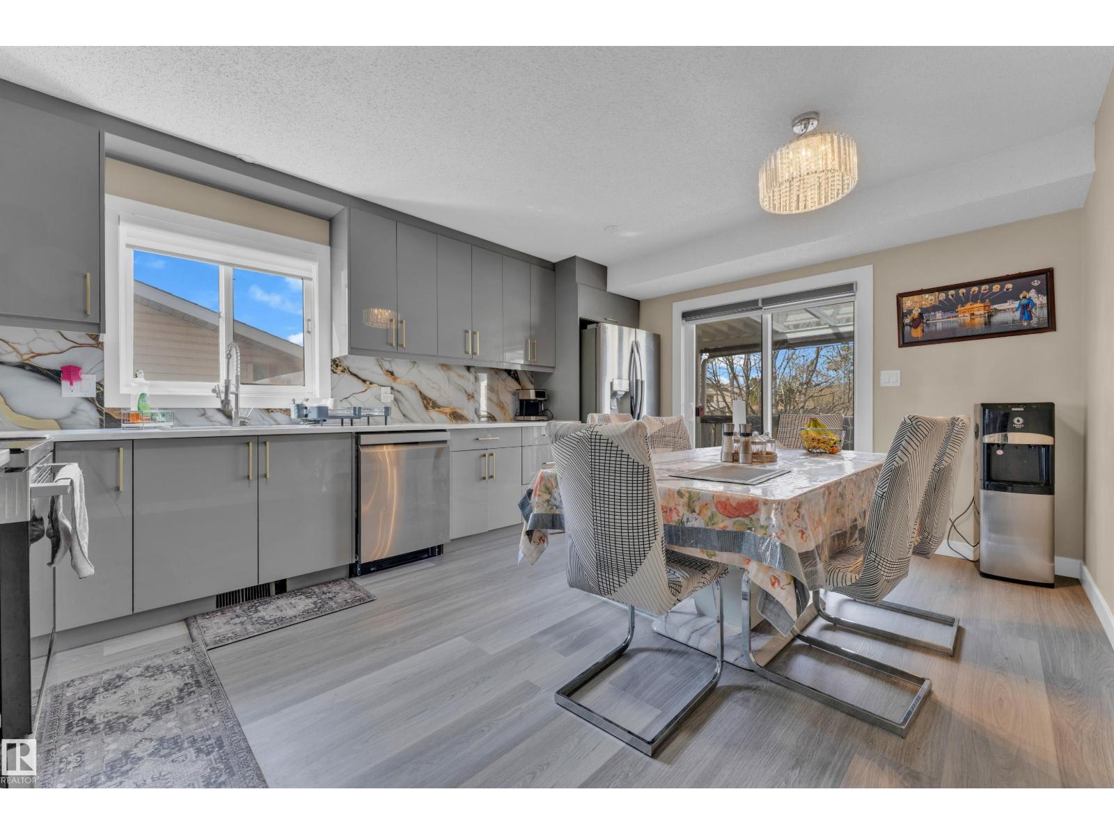 2416 35 ST NW - Image 10