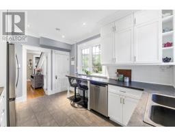 16 Waterford Bridge Road thumbnail 6