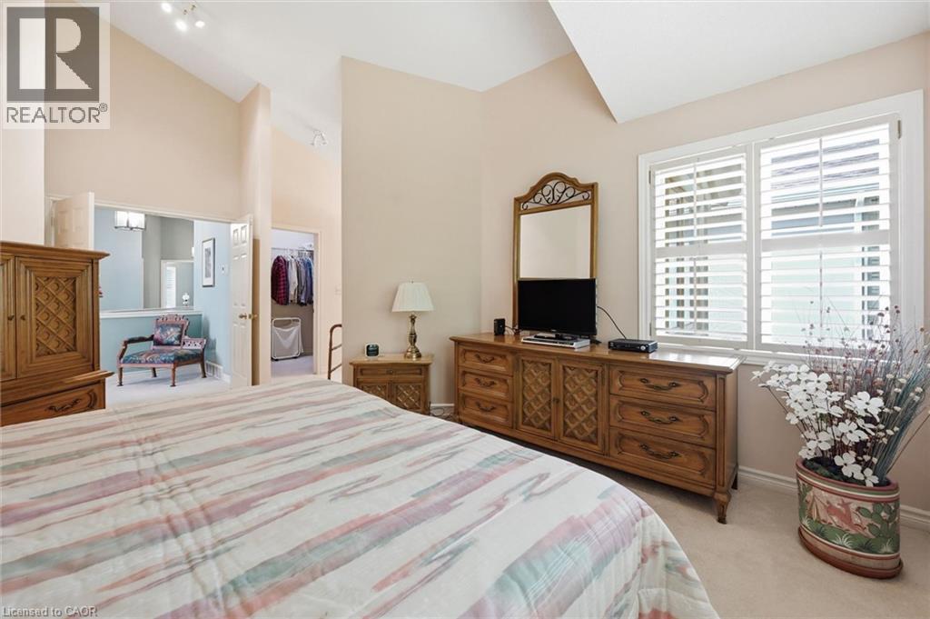 #4 1095 SKYVIEW Drive - 31