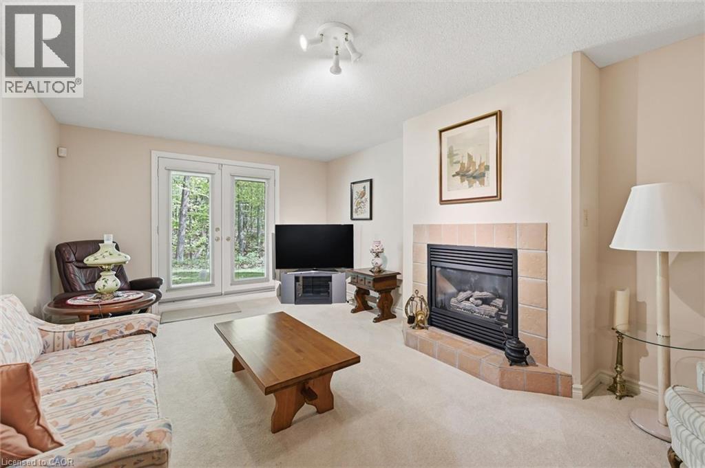 #4 1095 SKYVIEW Drive - Image 44