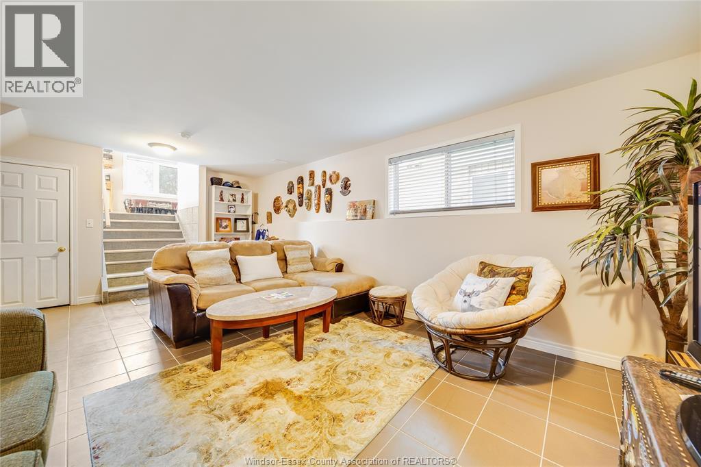 1739 CASTLETON AVENUE - Image 27