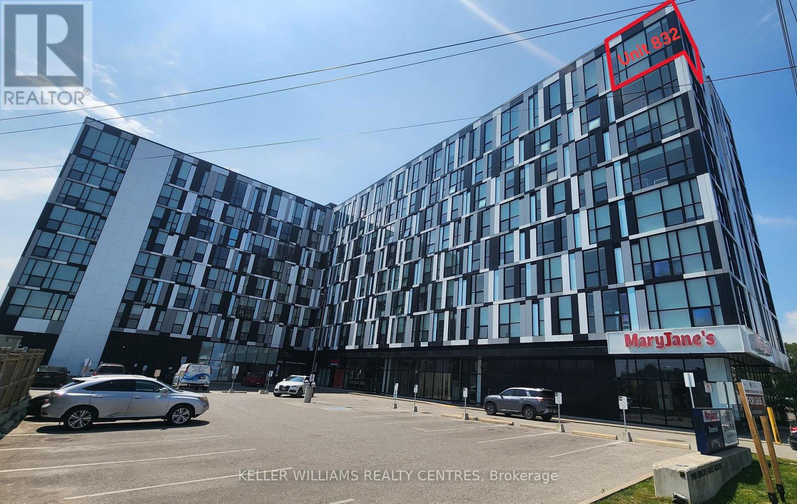 832 - 1900 SIMCOE STREET N