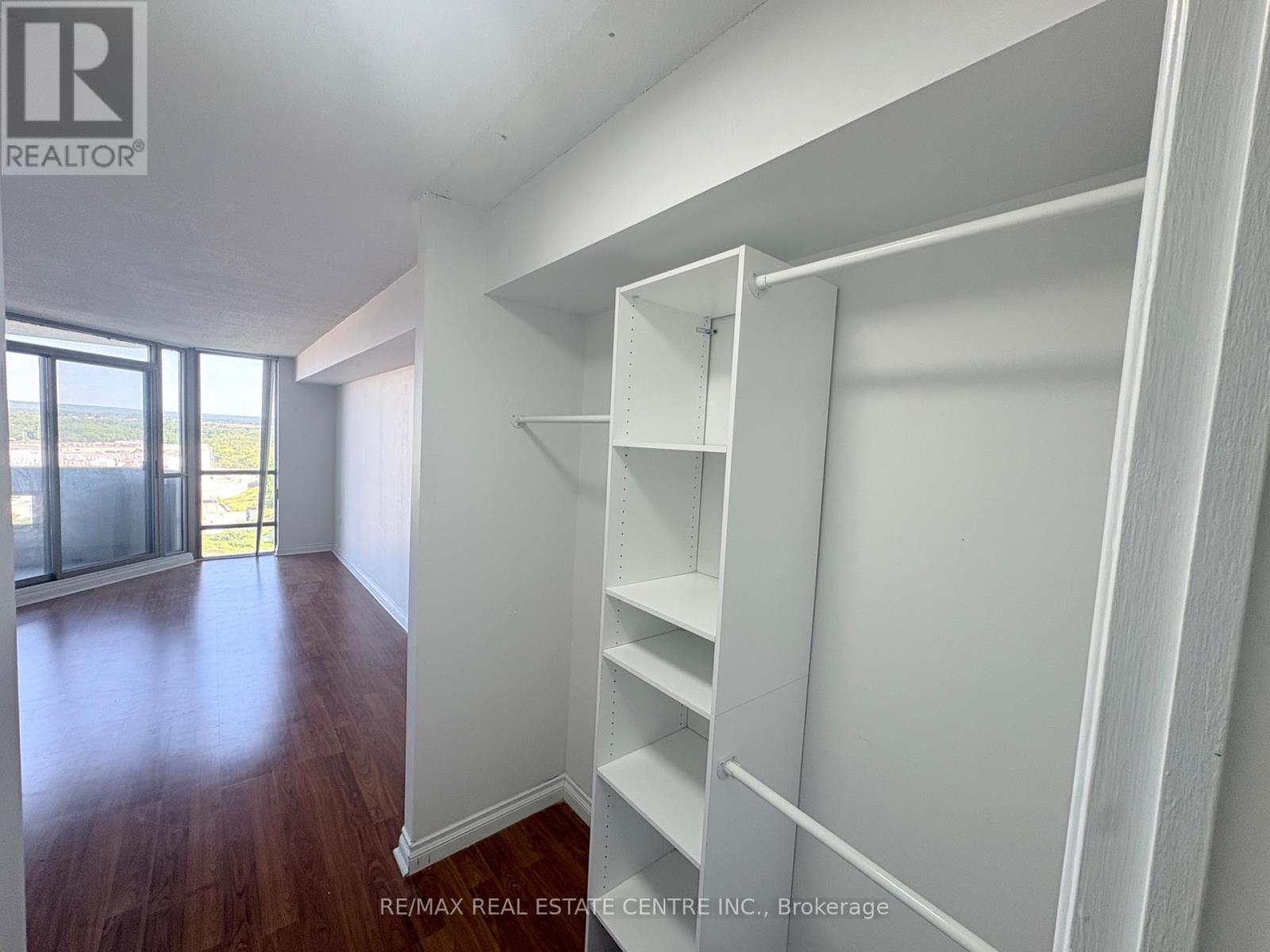 #1504 20 MCFARLANE DRIVE - 27