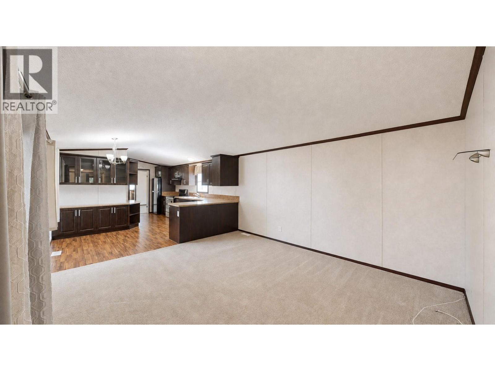 45 Dawson Crescent - 2