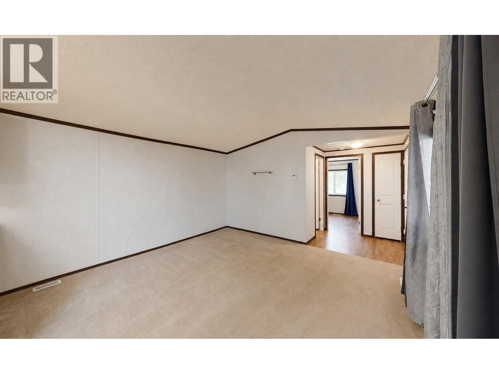 45 Dawson Crescent - Image 4
