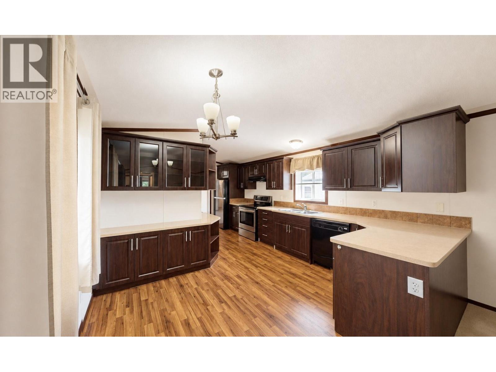 45 Dawson Crescent - Image 6