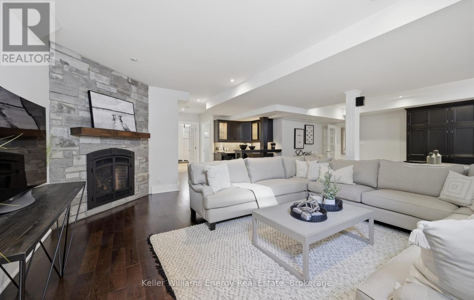 7 WOODINGTON COURT - Image 40