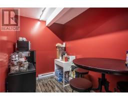1368-1370 Torbay Road thumbnail 17