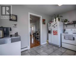 1368-1370 Torbay Road thumbnail 21