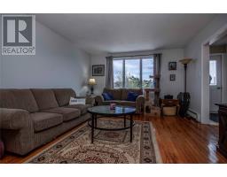 1368-1370 Torbay Road thumbnail 23