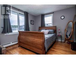 1368-1370 Torbay Road thumbnail 25