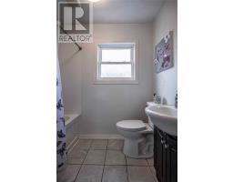 1368-1370 Torbay Road thumbnail 26